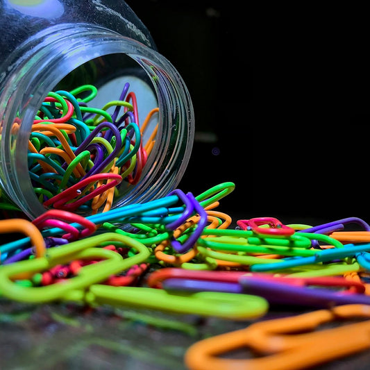 Locking stitch markers